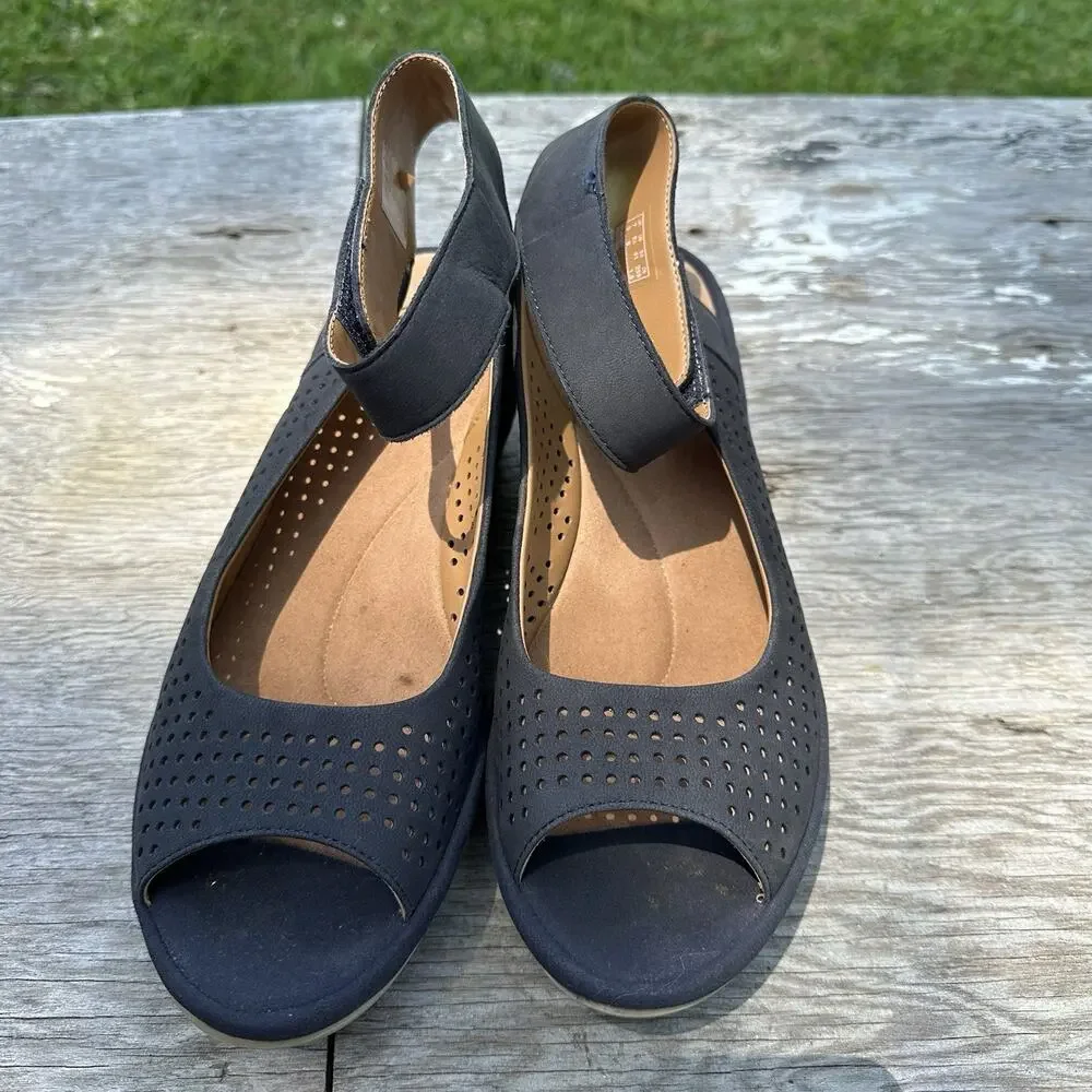 Clarks nearly perfect